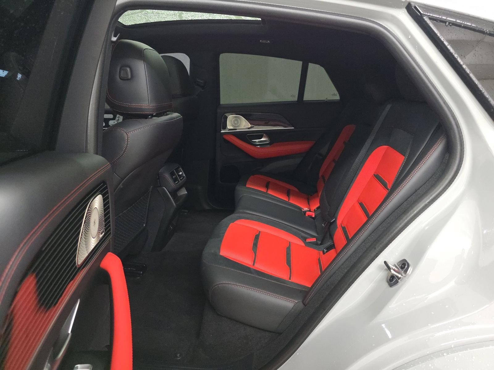 Used 2025 Mercedes-Benz GLE 53 AMG 4MATIC Coupe image 4