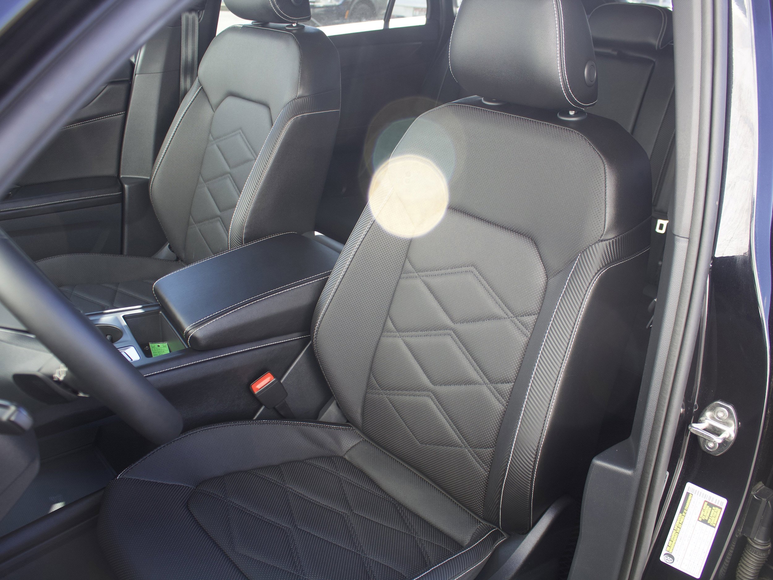 Used 2024 Volkswagen Atlas Cross Sport SE AWD/4WD image 12