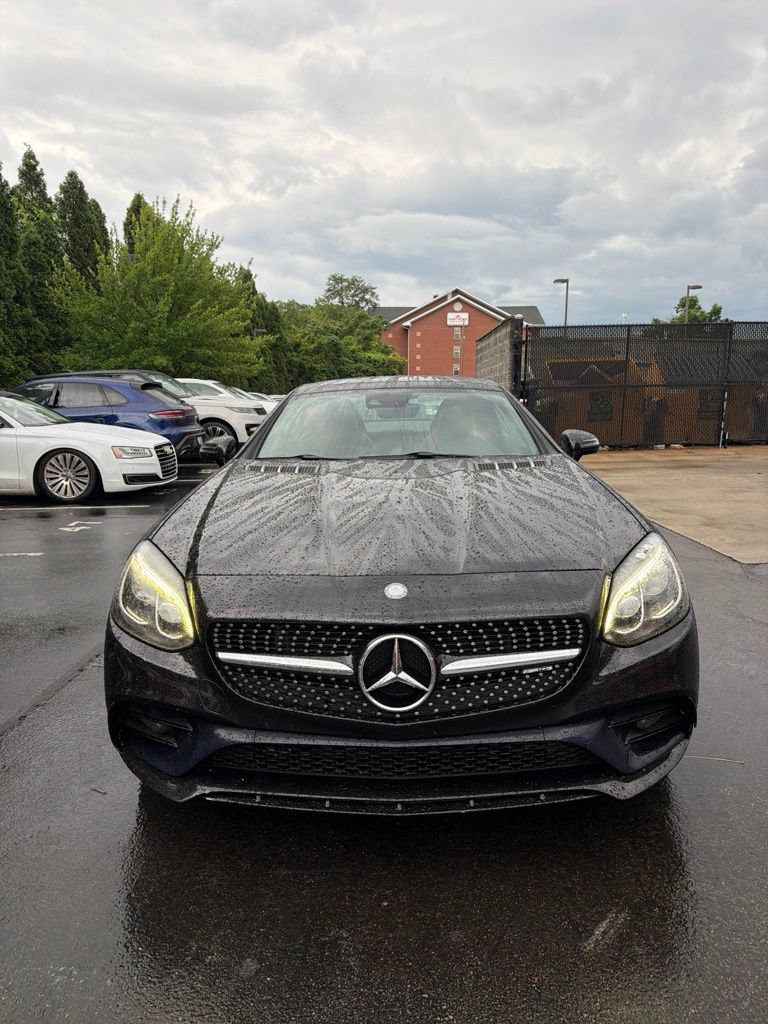 Used 2017 Mercedes-Benz SLC 43 AMG image 2