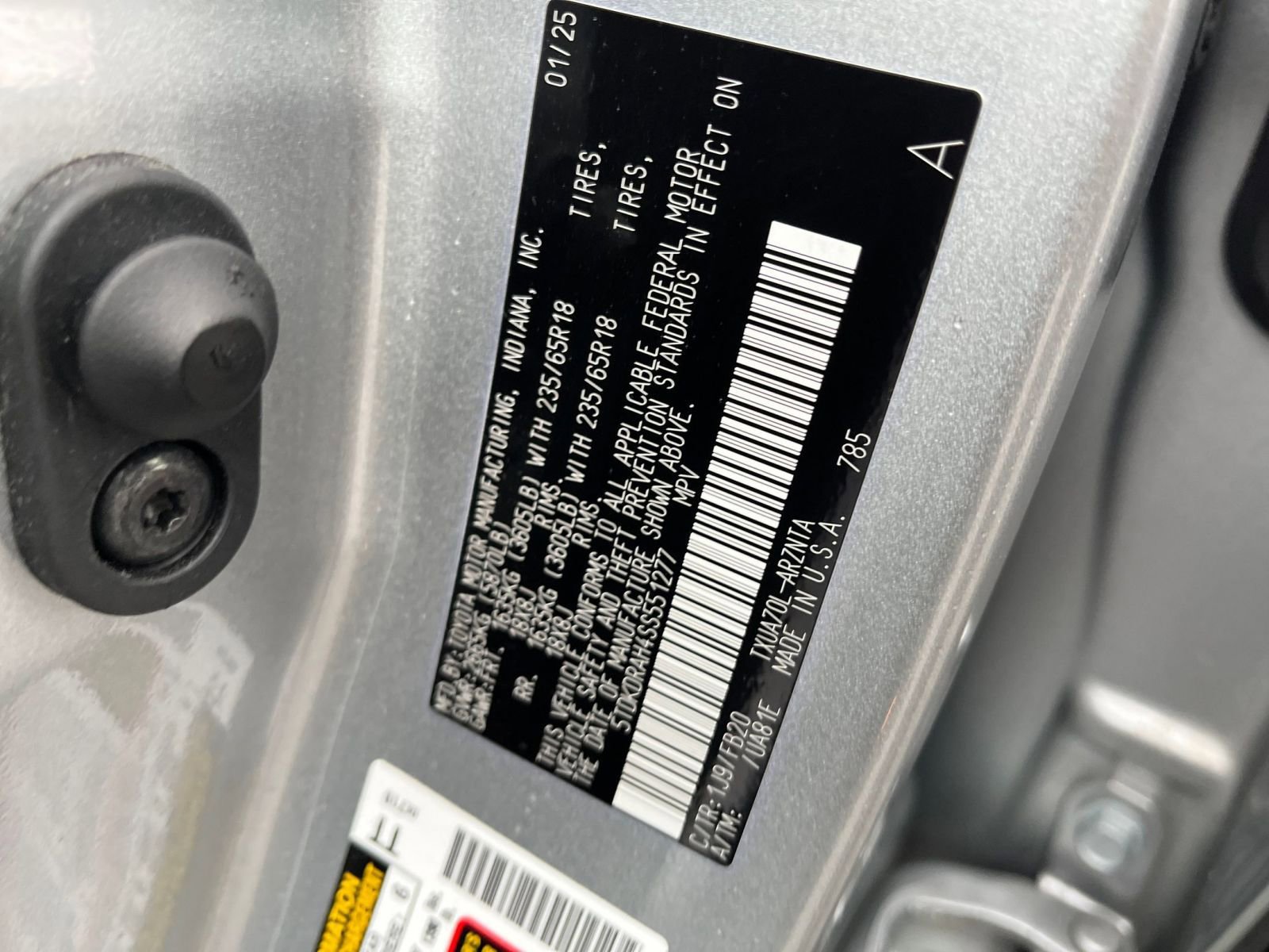 Used 2025 Toyota Highlander LE image 31