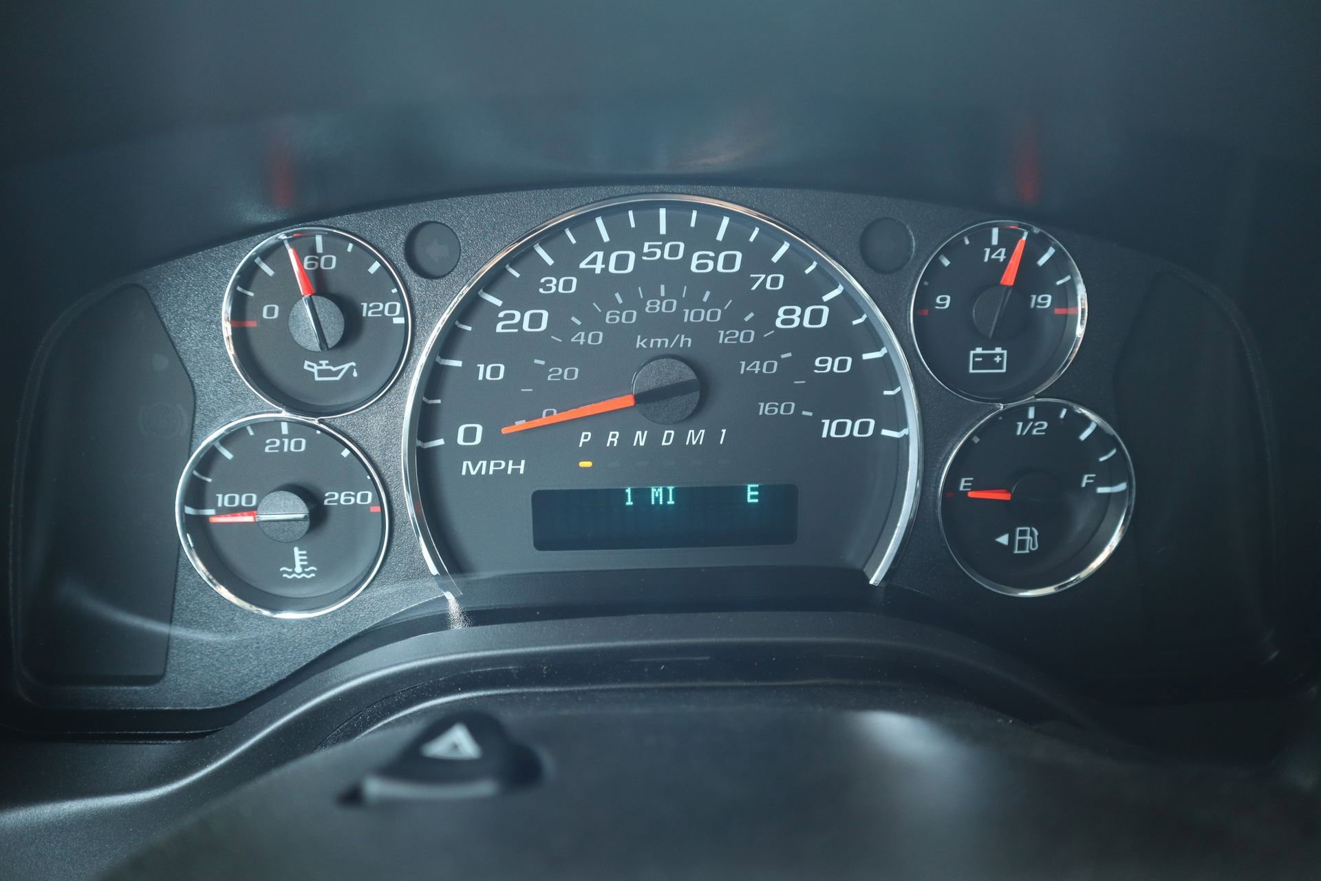 New 2026 GMC Savana 3500 w/ Driver Convenience Package RWD image 4