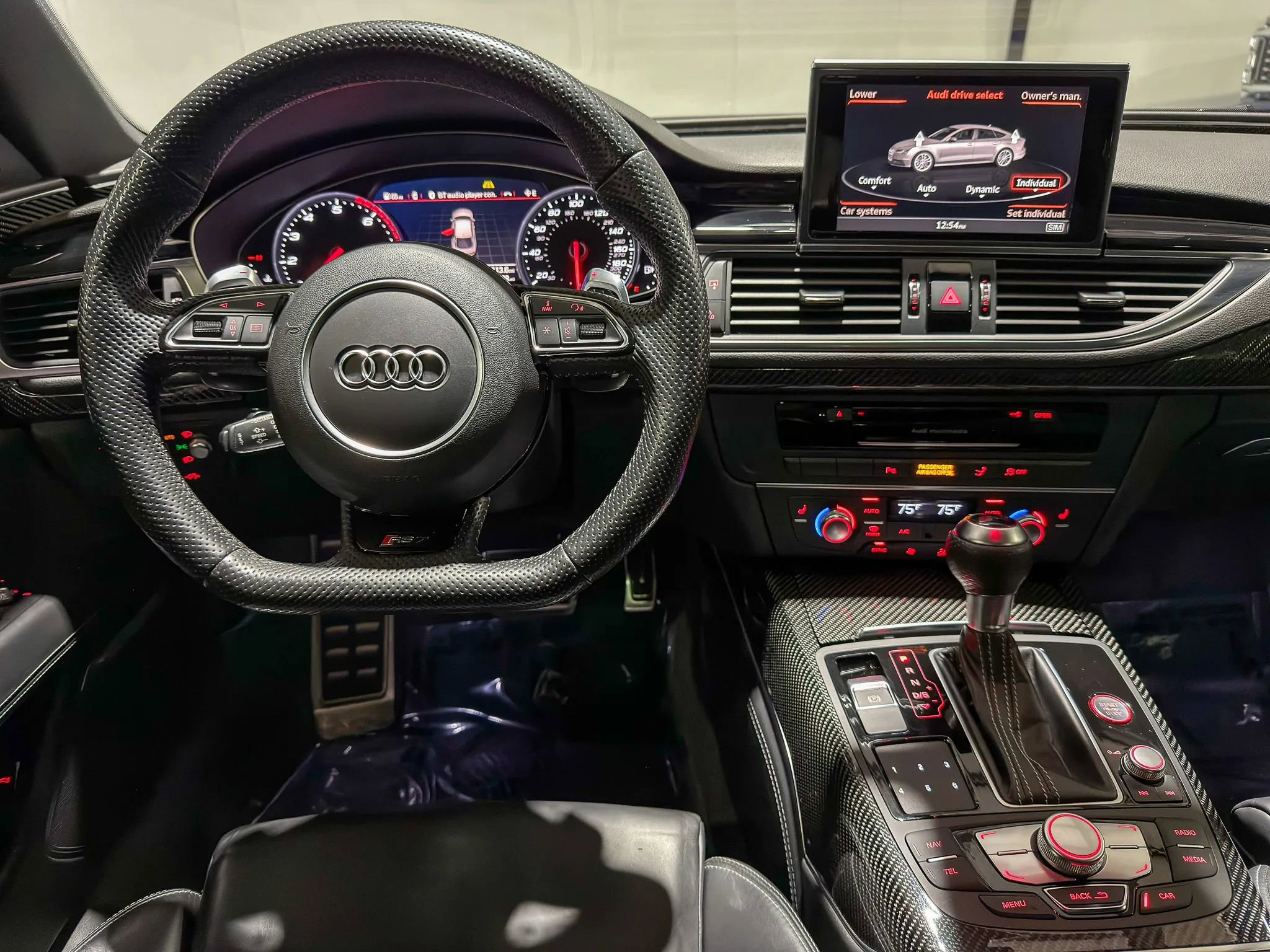 Used 2017 Audi RS 7 Prestige w/ Carbon-Optic Package AWD/4WD image 12