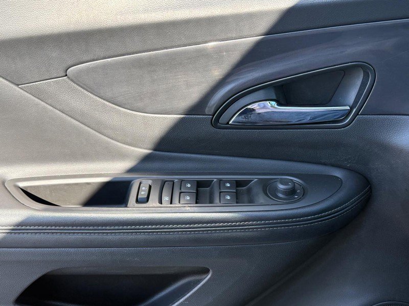 Used 2018 Buick Encore Preferred FWD image 24