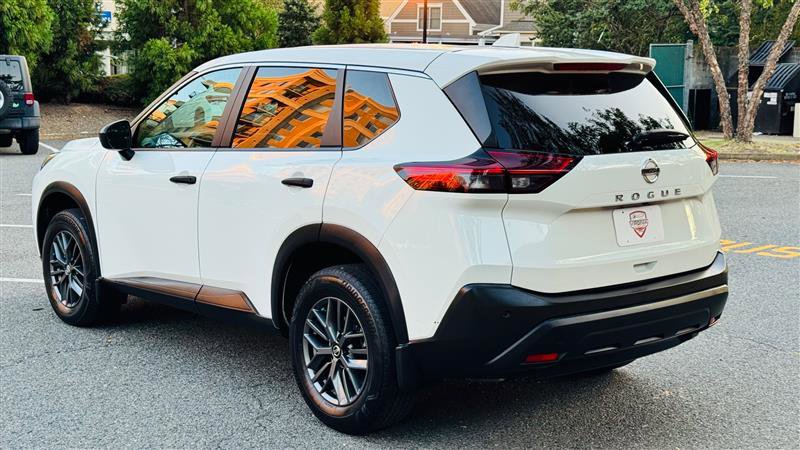Used 2021 Nissan Rogue S FWD image 12
