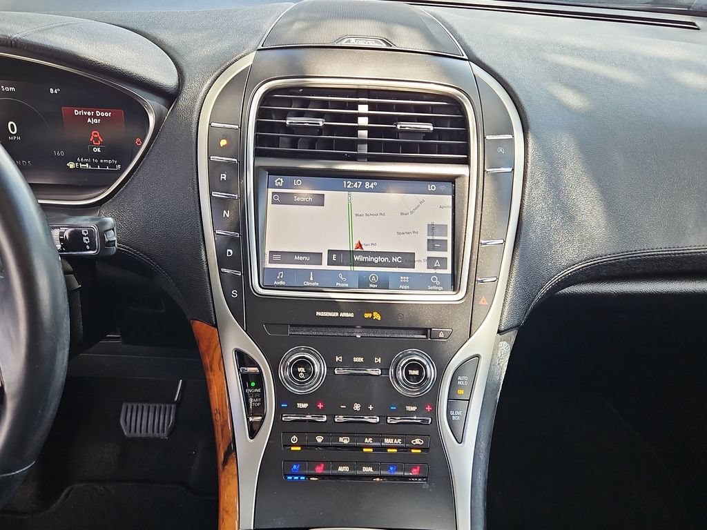 Used 2020 Lincoln Nautilus Reserve AWD/4WD image 16