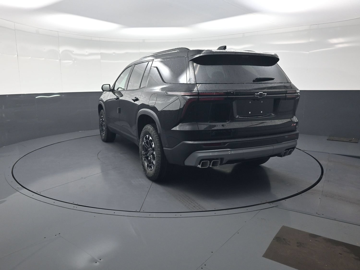 New 2027 Chevrolet Traverse Z71 w/ Enhanced Driving Package AWD/4WD image 5