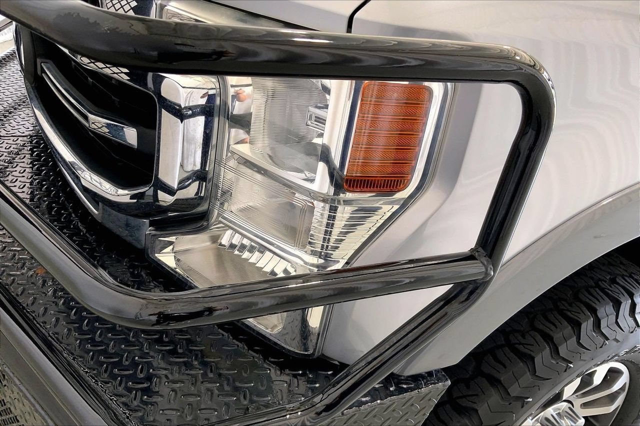 Used 2021 Ford F250 Lariat w/ Lariat Value Package AWD/4WD image 12