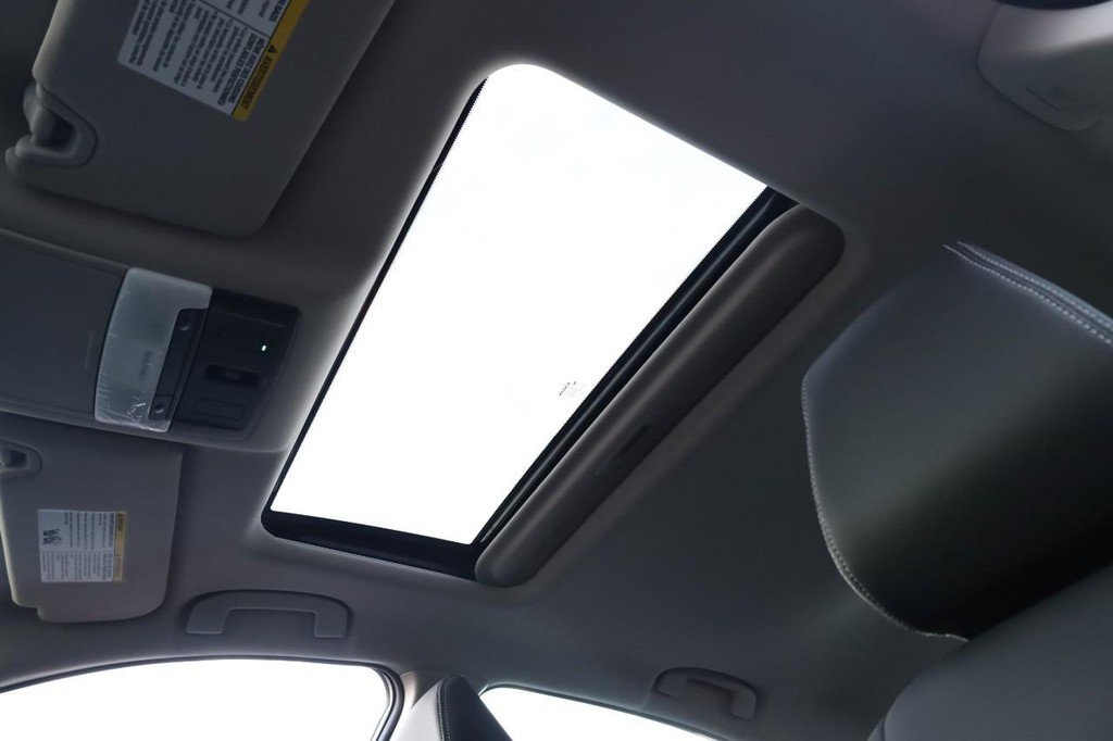 New 2025 Nissan Altima 2.5 SL image 8