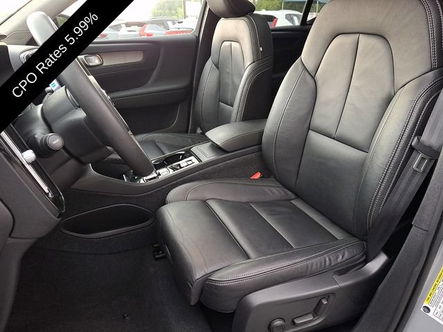 Certified 2024 Volvo XC40 B5 Plus w/ Climate Package AWD/4WD image 16