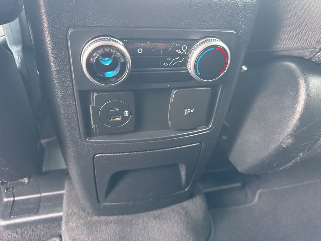 Used 2023 Ford Explorer XLT RWD image 17
