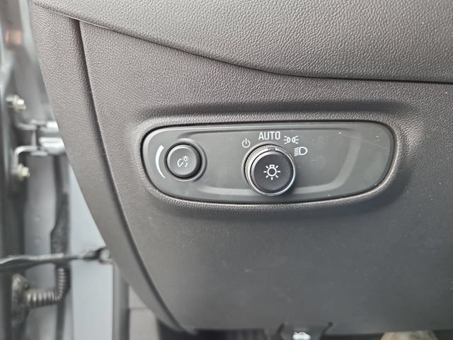 Certified 2023 Chevrolet Equinox LS AWD/4WD image 26
