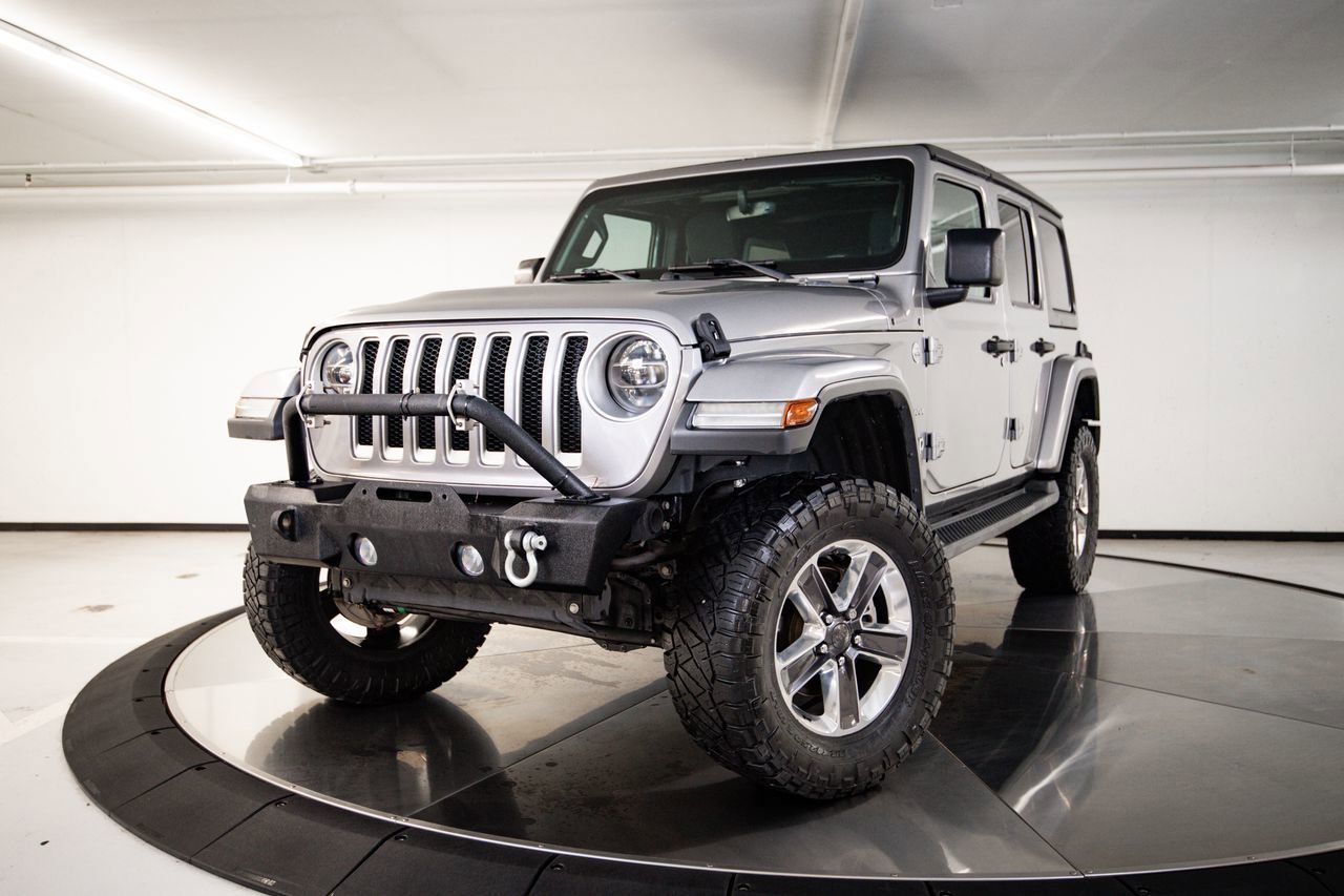 Used 2020 Jeep Wrangler Unlimited Sahara AWD/4WD video 1