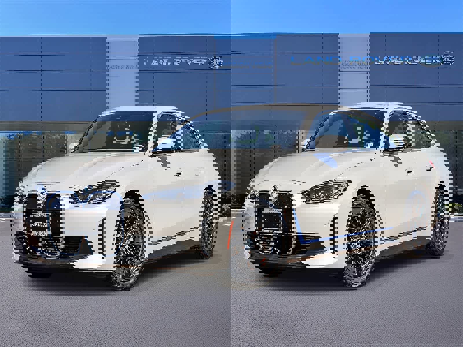 Used 2023 BMW i4 eDrive40 image 1