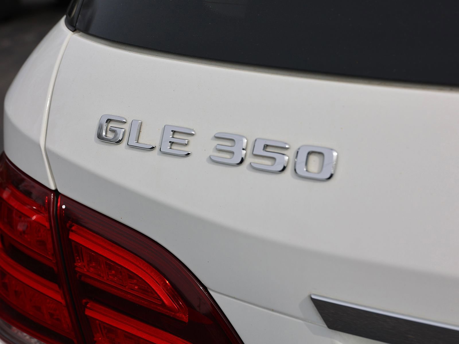 Used 2018 Mercedes-Benz GLE 350 4MATIC image 10