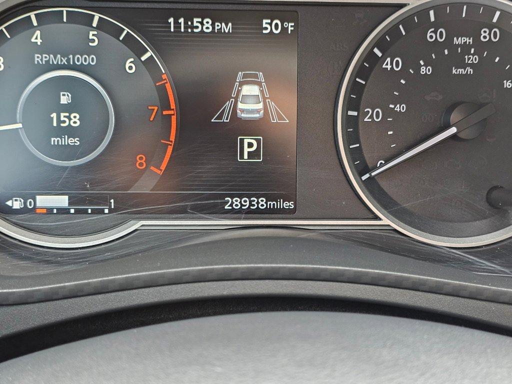 Used 2025 Nissan Versa SR w/ Trunk Package image 5