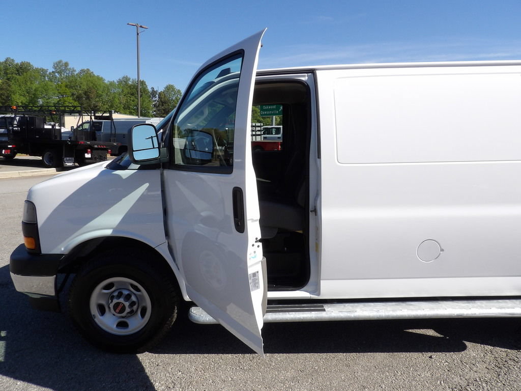 Used 2024 GMC Savana 2500 w/ Driver Convenience Package RWD image 13