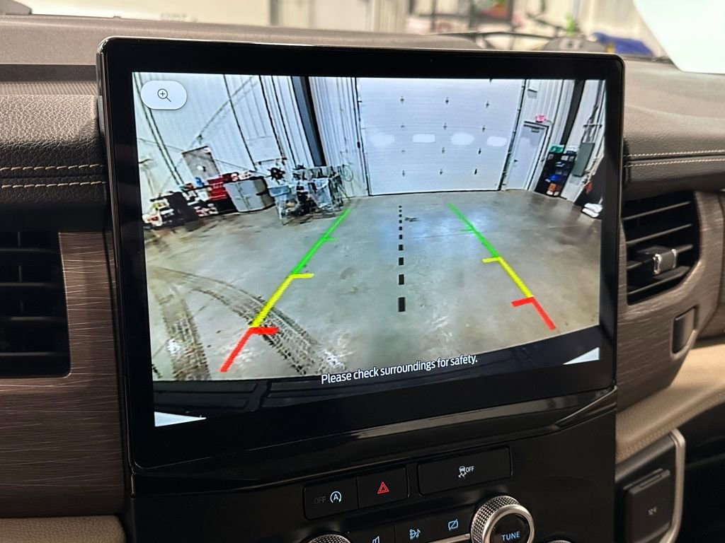 Used 2024 Ford Expedition Limited image 20