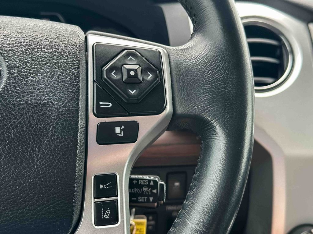 Used 2018 Toyota Tundra Limited image 27