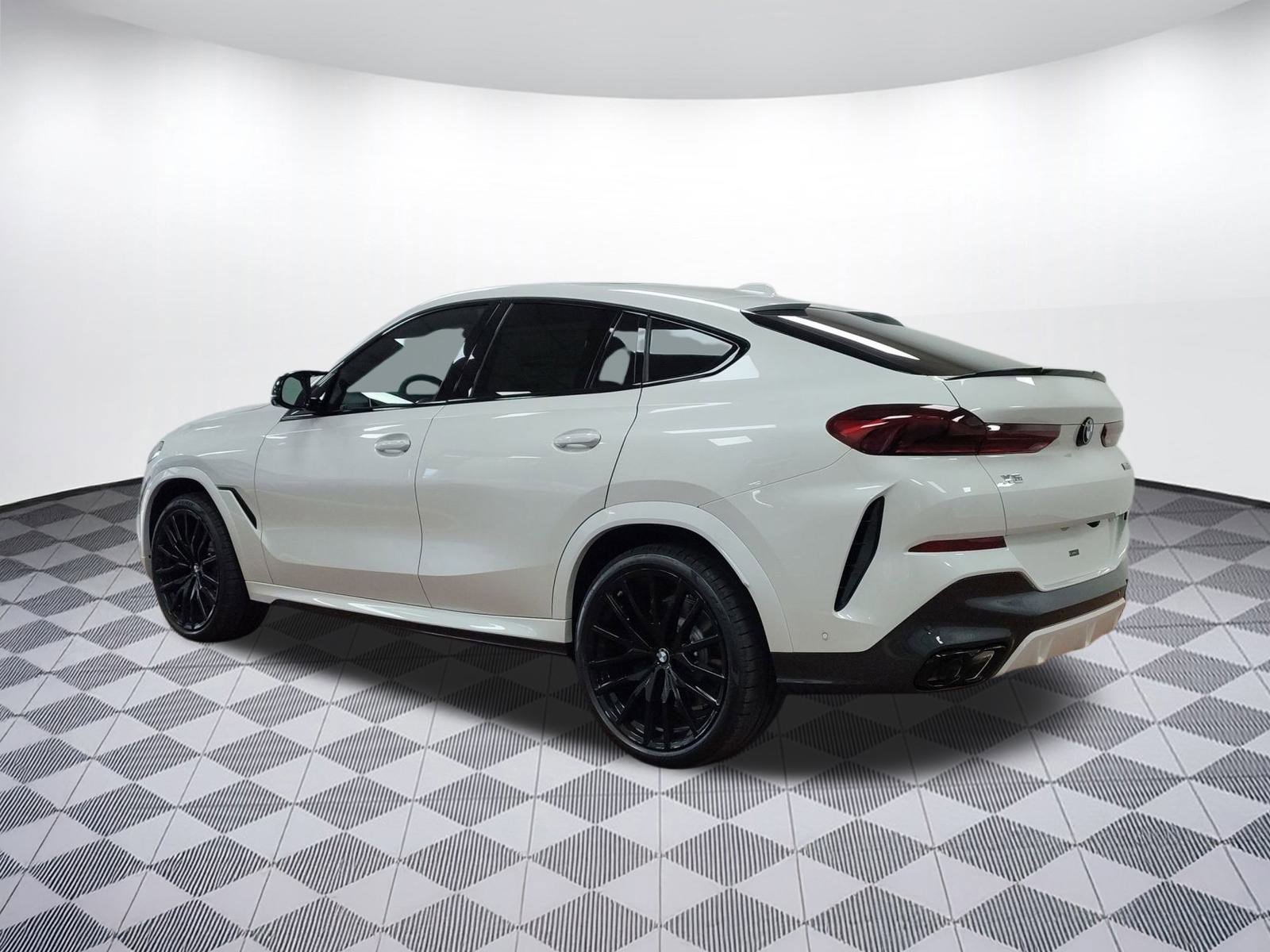 New 2026 BMW X6 M60i image 3