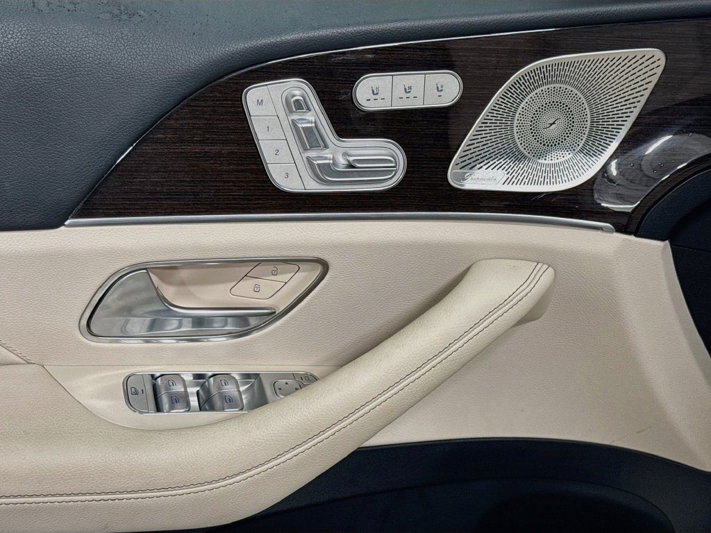 Used 2026 Mercedes-Benz GLS 450 4MATIC image 19