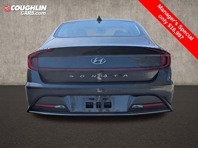 Certified 2022 Hyundai Sonata SE w/ Cargo Package image 6