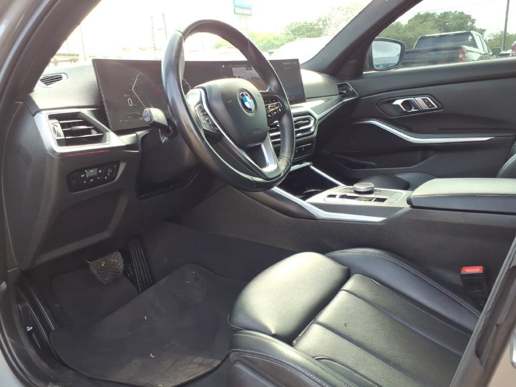 Used 2023 BMW 330i Sedan w/ Driving Assistance Package RWD image 16