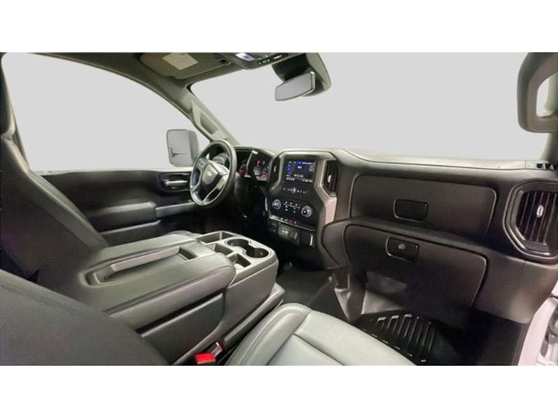 Used 2025 Chevrolet Silverado 2500 W/T w/ WT Convenience Package AWD/4WD image 18