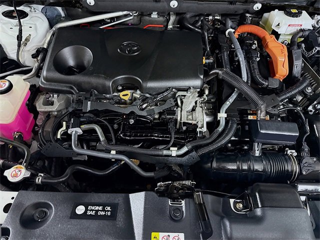 Used 2020 Toyota RAV4 XLE w/ Carpet Mat Package image 30
