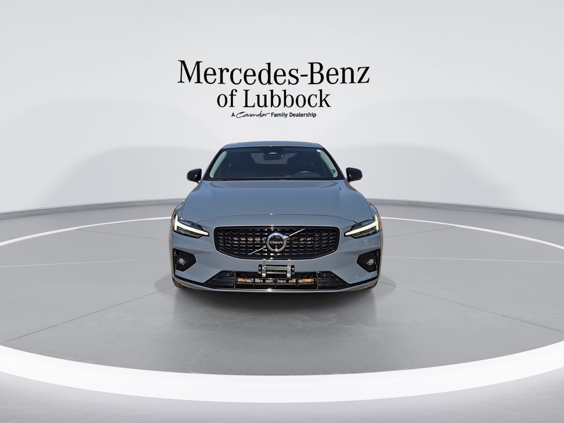 Used 2024 Volvo S60 B5 Plus FWD image 3