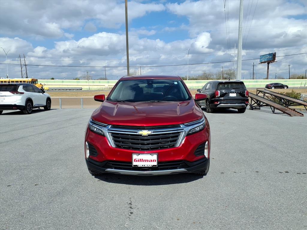 Used 2023 Chevrolet Equinox LT image 3