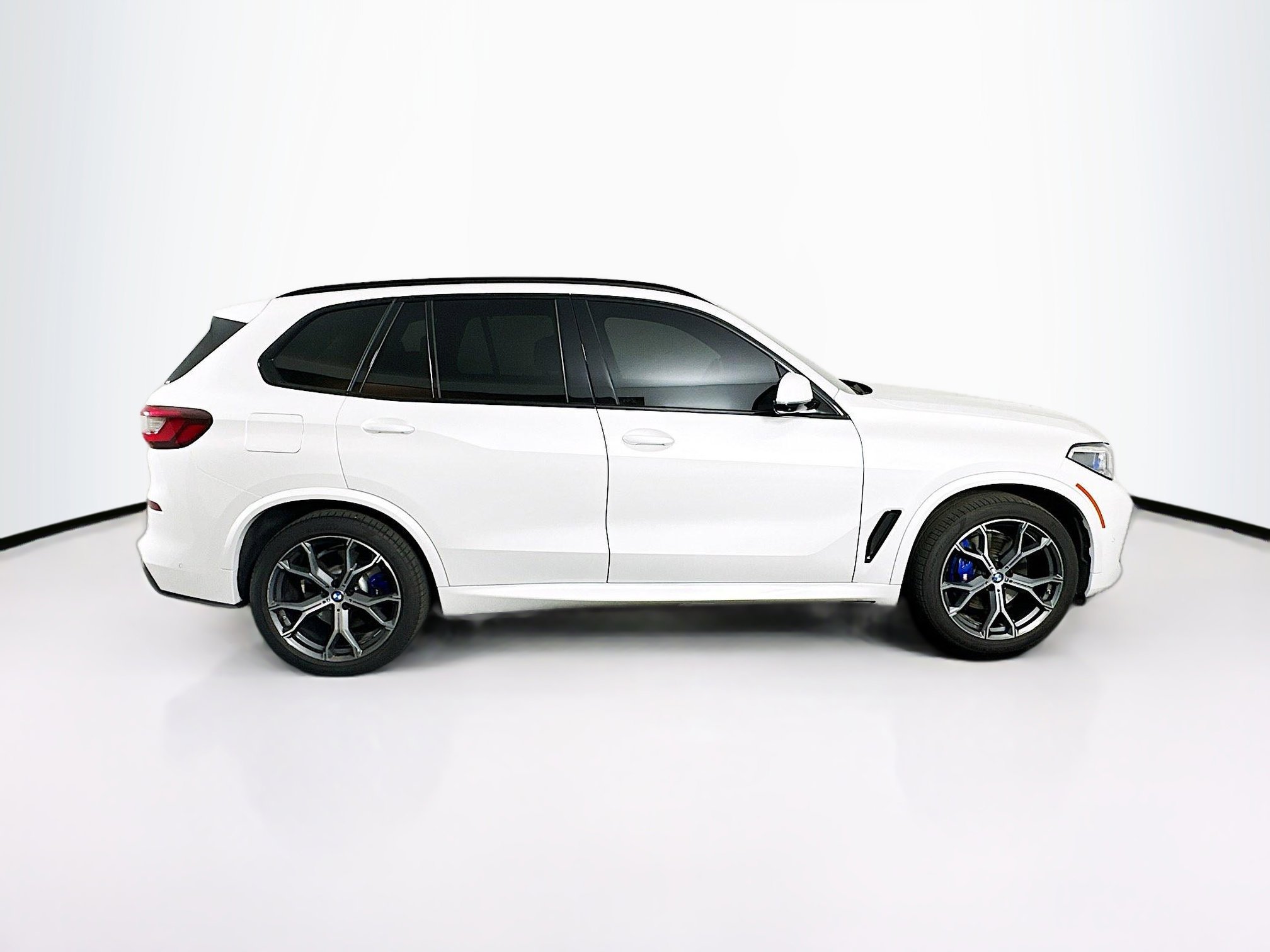 Used 2021 BMW X5 xDrive40i w/ M Sport Package image 10