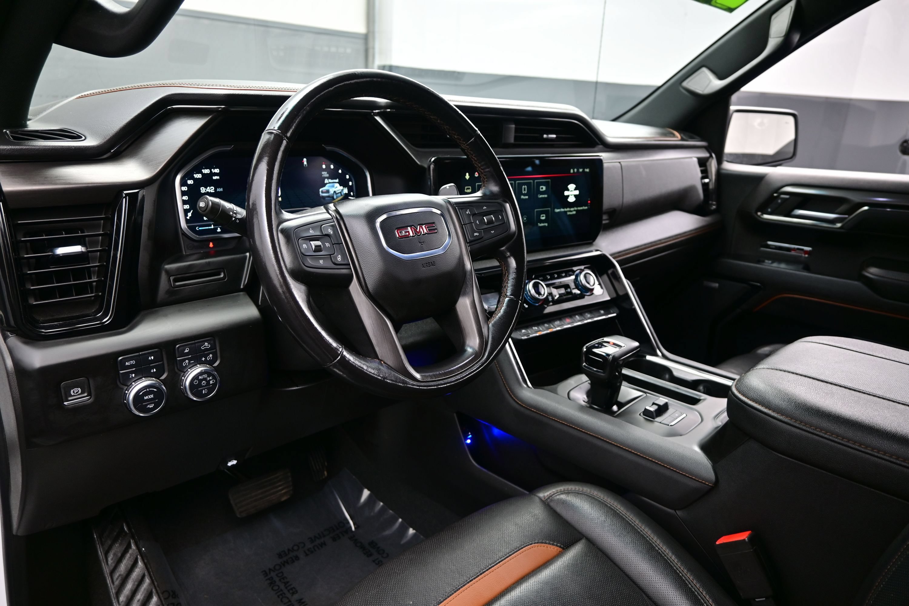 Used 2023 GMC Sierra 1500 AT4 AWD/4WD image 14
