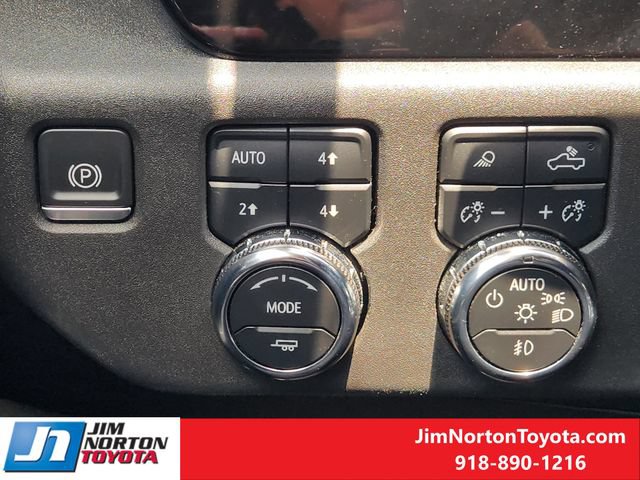 Used 2023 GMC Sierra 1500 SLT w/ SLT Premium Package AWD/4WD image 23