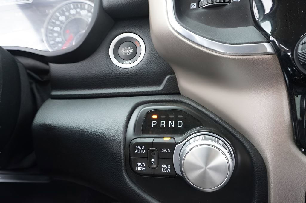 Used 2022 RAM 1500 Laramie AWD/4WD image 15