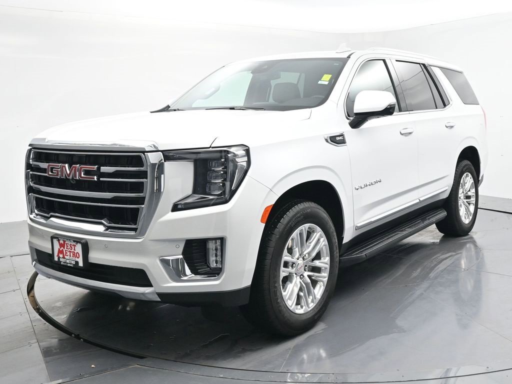 Certified 2024 GMC Yukon SLT w/ SLT Luxury Package image 1