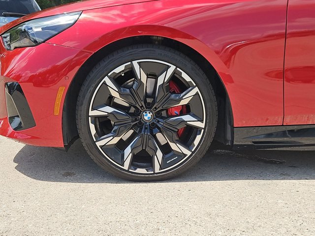 Used 2025 BMW i5 eDrive40i w/ M Sport Package RWD image 20