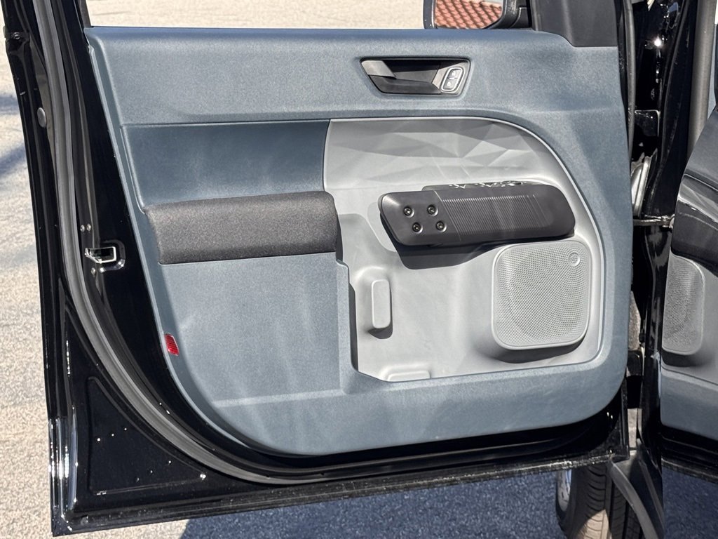 Used 2025 Ford Maverick XL w/ 4K Tow Package image 15