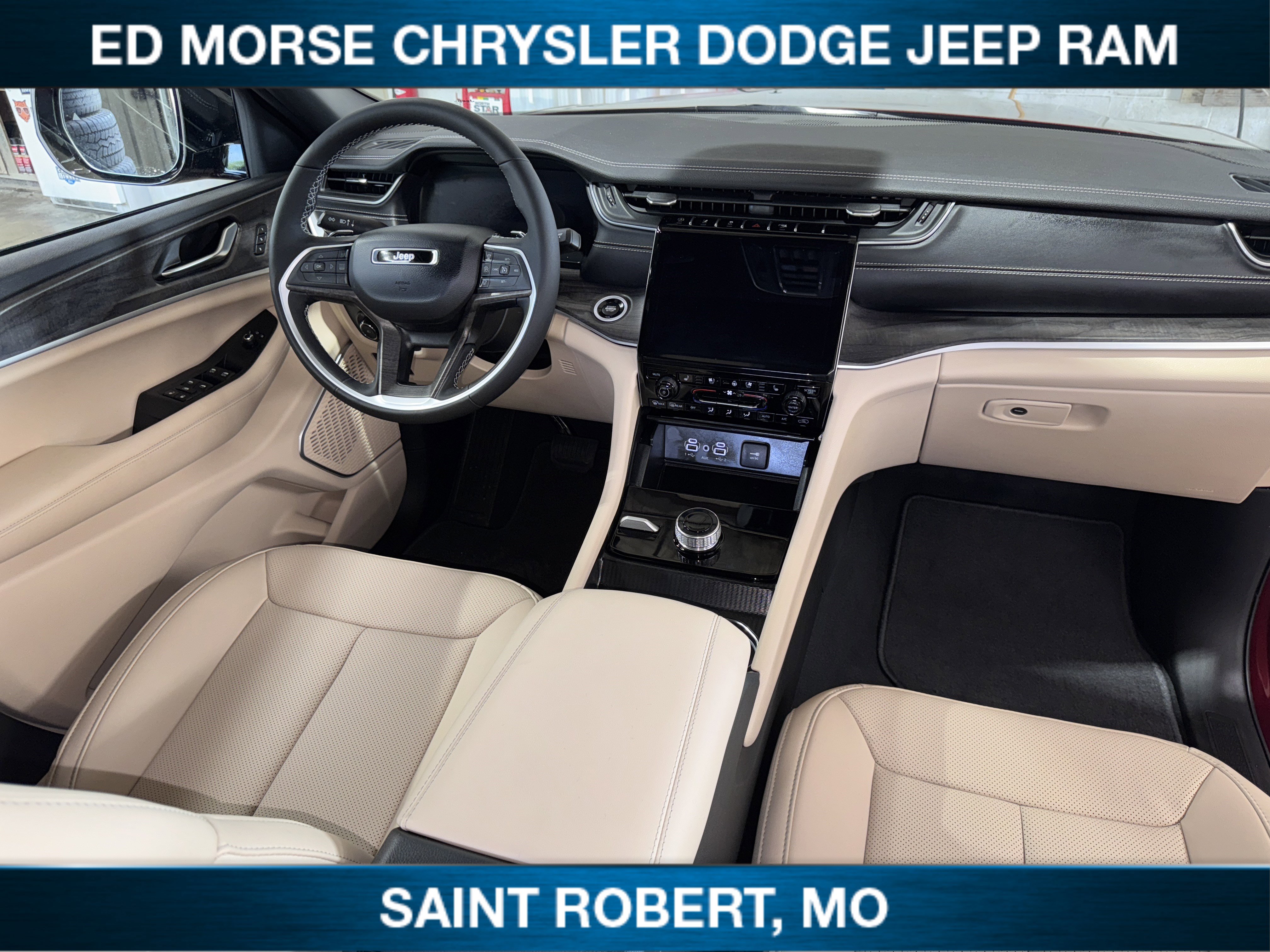 New 2025 Jeep Grand Cherokee L Limited w/ Luxury Tech Group II image 35