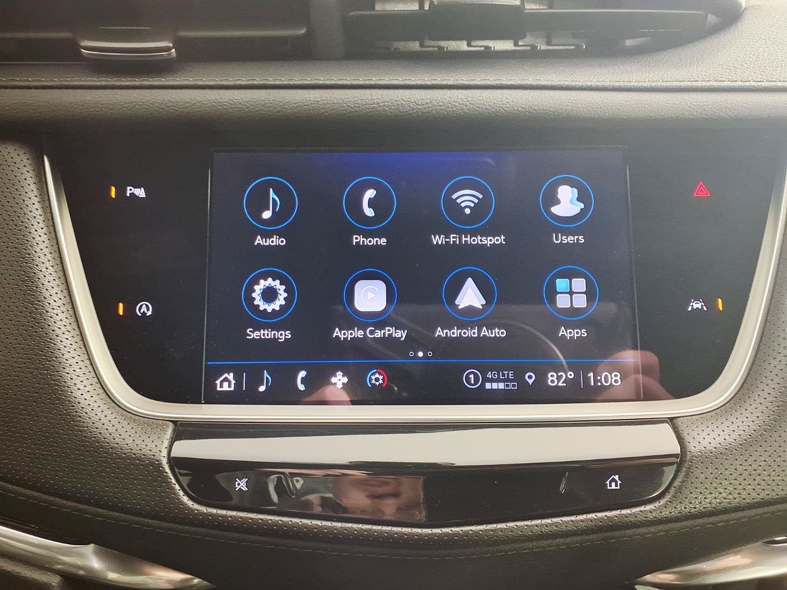 Certified 2024 Cadillac XT6 Luxury FWD image 18