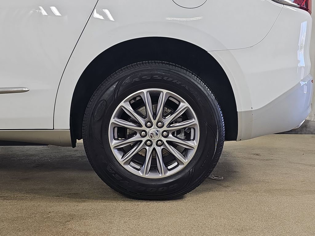 Certified 2023 Buick Enclave Essence w/ Trailering Package, 5000 lbs. AWD/4WD image 39