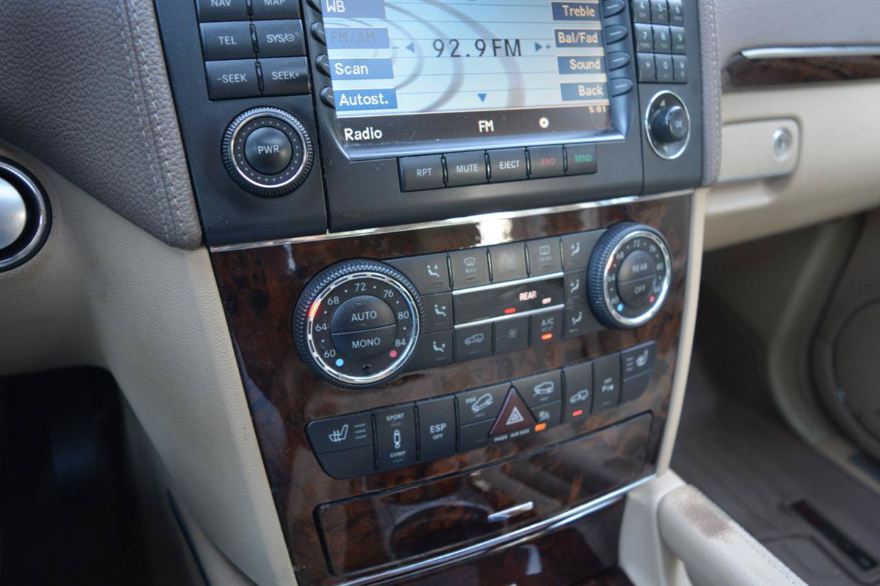 Used 2008 Mercedes-Benz GL 550 4MATIC image 25