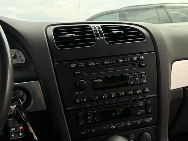 Used 2002 Ford Thunderbird RWD image 25
