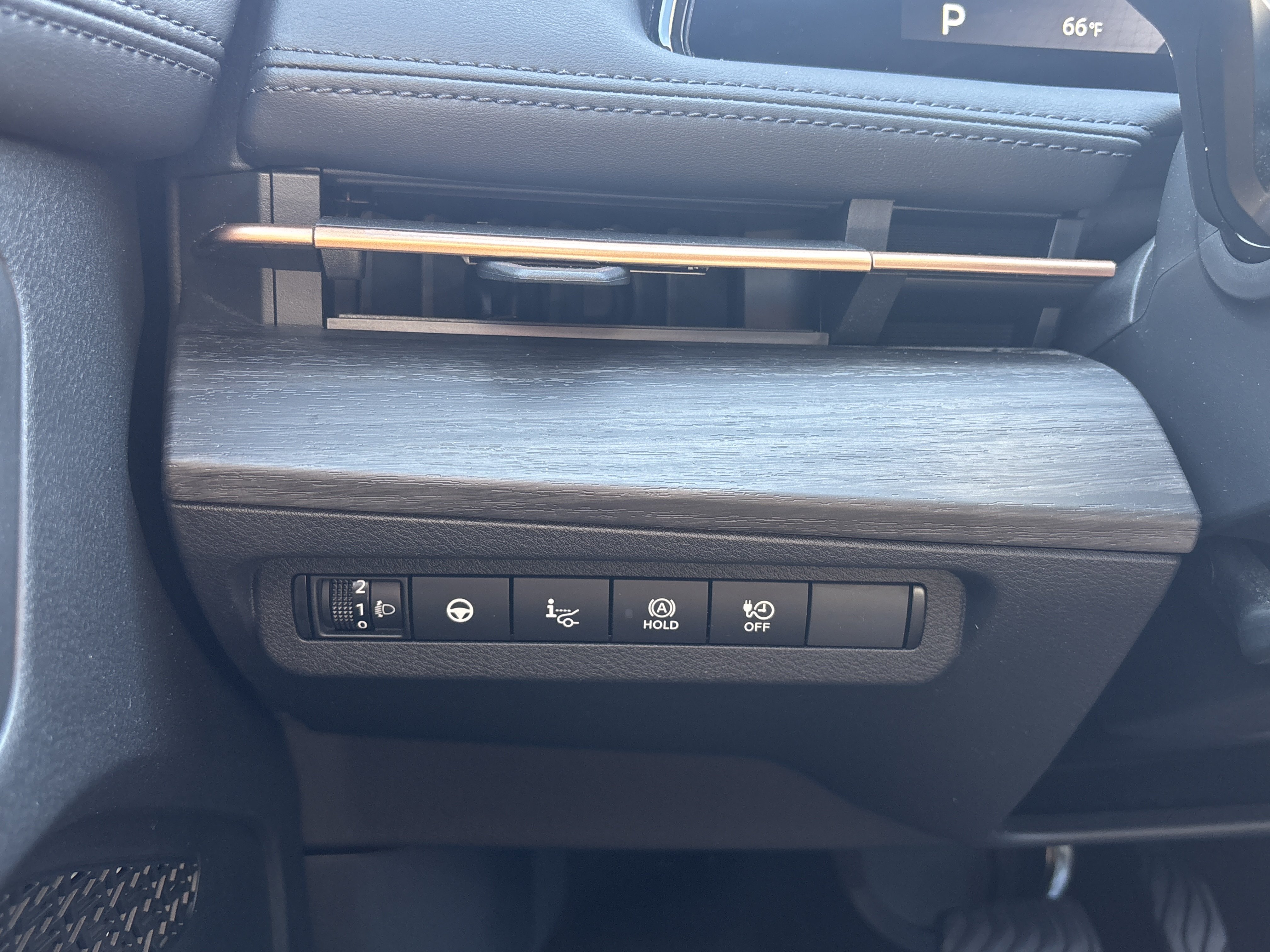 Used 2023 Nissan Ariya FWD image 31