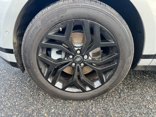 Used 2020 Land Rover Range Rover Evoque R-Dynamic HSE image 24