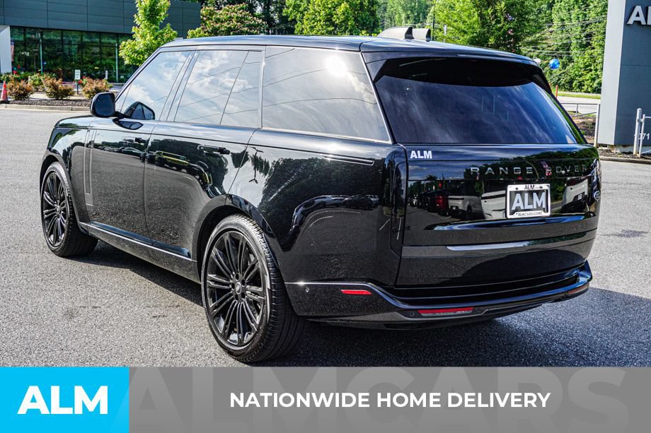 Used 2023 Land Rover Range Rover SE AWD/4WD image 5