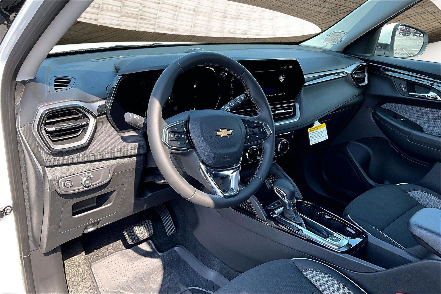 New 2026 Chevrolet TrailBlazer LT w/ Convenience Package image 8