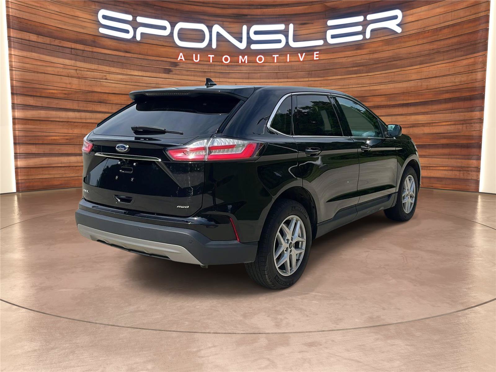 Certified 2023 Ford Edge SEL w/ Convenience Package AWD/4WD image 8