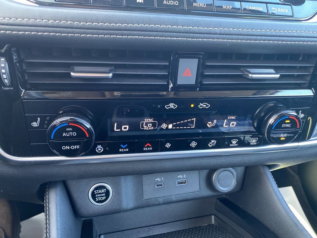 Used 2023 Nissan Rogue SL w/ SL Premium Package image 37