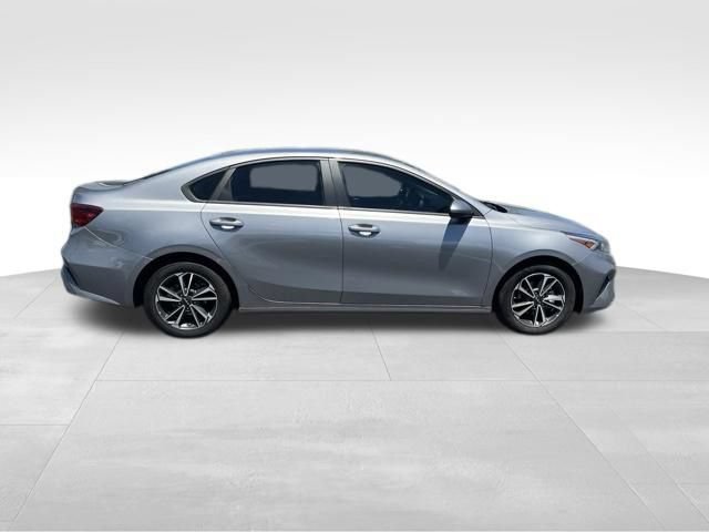 Certified 2024 Kia Forte LXS FWD image 8