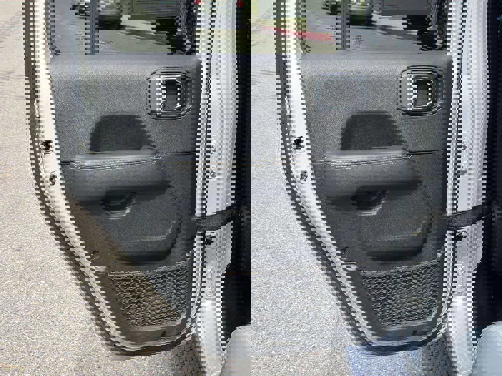 Used 2023 Jeep Wrangler Sahara w/ Cold Weather Group image 25